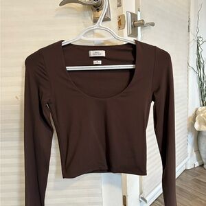 Babaton Contour Chocolate Top